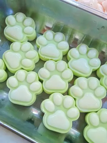 Hình ảnh Khúc bạch Chân Mèo Sốt Socola Chảy