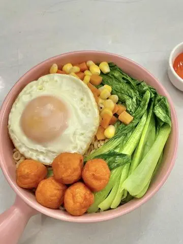 Hình ảnh Mì Tôm + Trứng