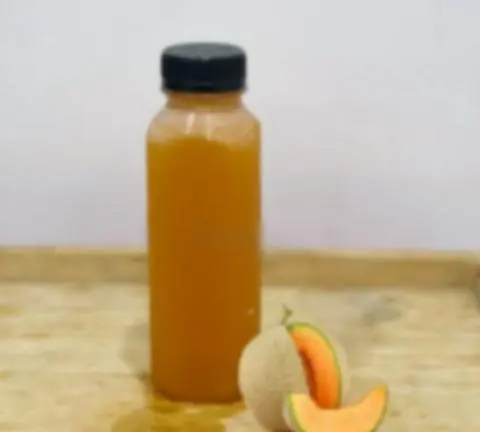 Hình ảnh Chai dưa lưới ép nguyên chất 330ml