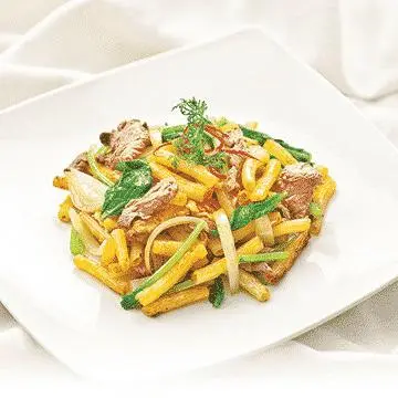 Hình ảnh Nui Xào Bò Cải
