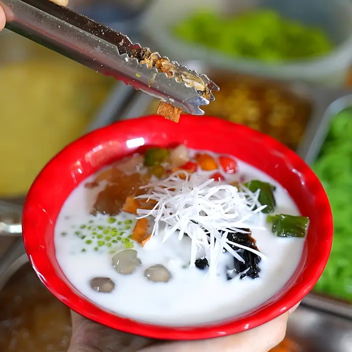 Hình ảnh Sữa chua thạch lá nếp cốt dừa