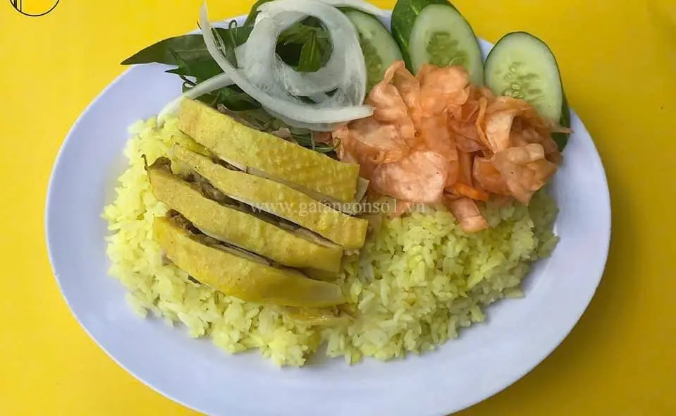 Hình ảnh Cơm gà chặt