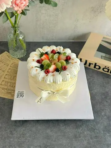 Hình ảnh Bánh kem bắp 12cm - mẫu ngẫu nhiên