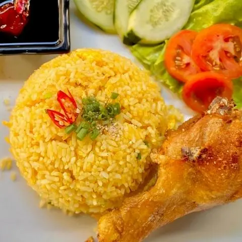 Hình ảnh cơm gà đùi tỏi