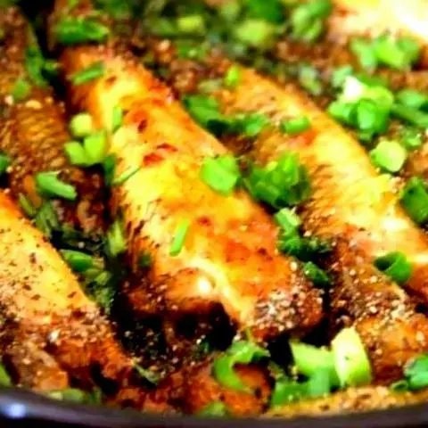 Hình ảnh Cơm cá bống kho tiêu
