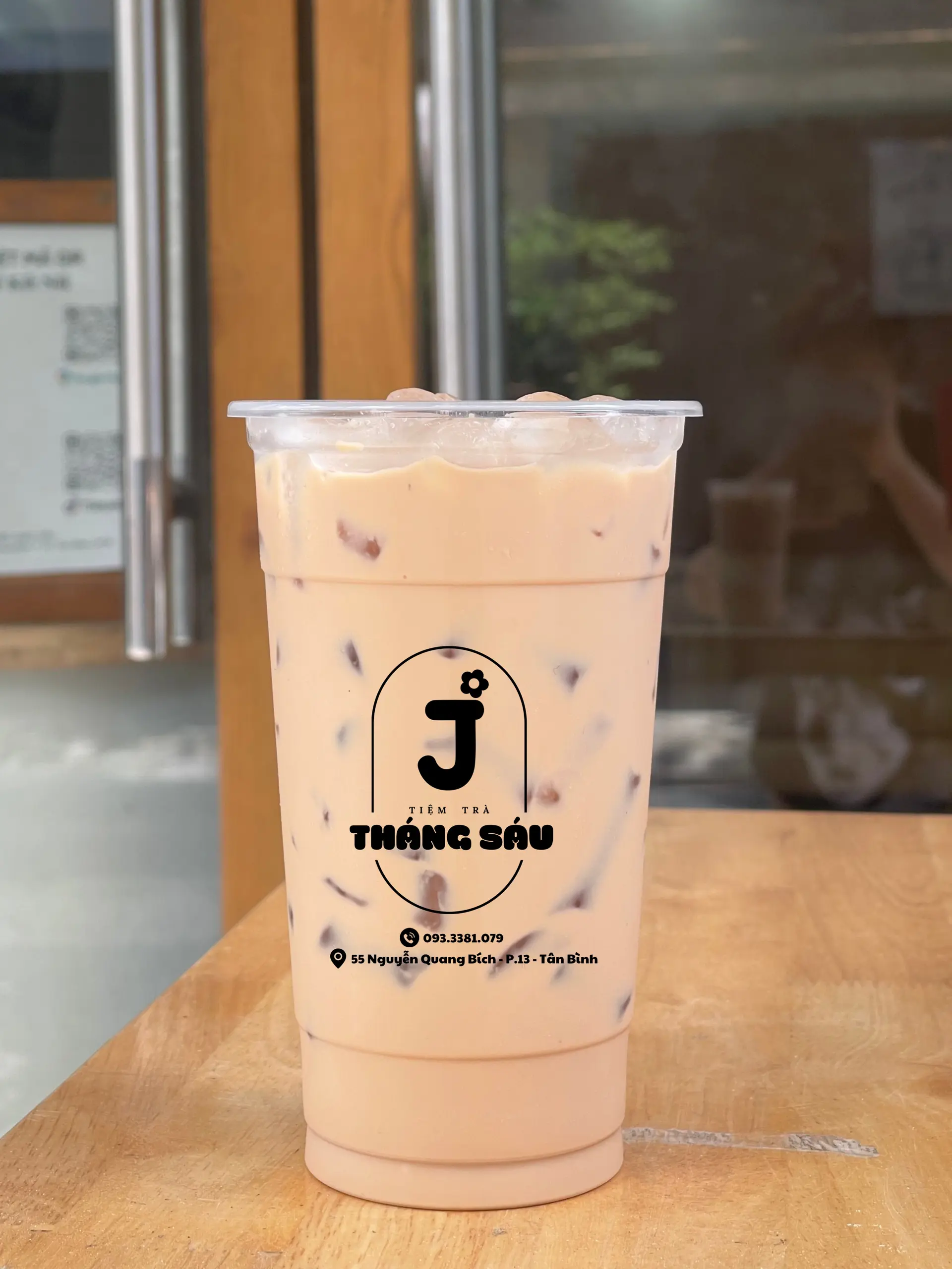 Hình ảnh Trà sữa tháng sáu 700ml