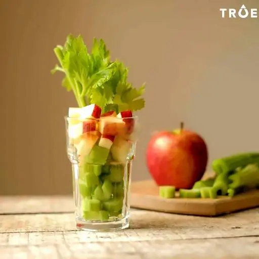 Hình ảnh Nước ép táo cần tây