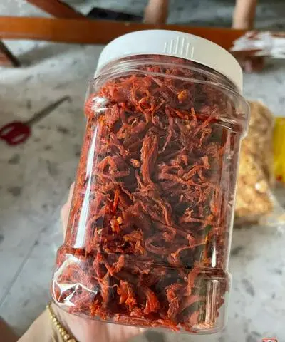 Hình ảnh 500g khô bò sợi đỏ