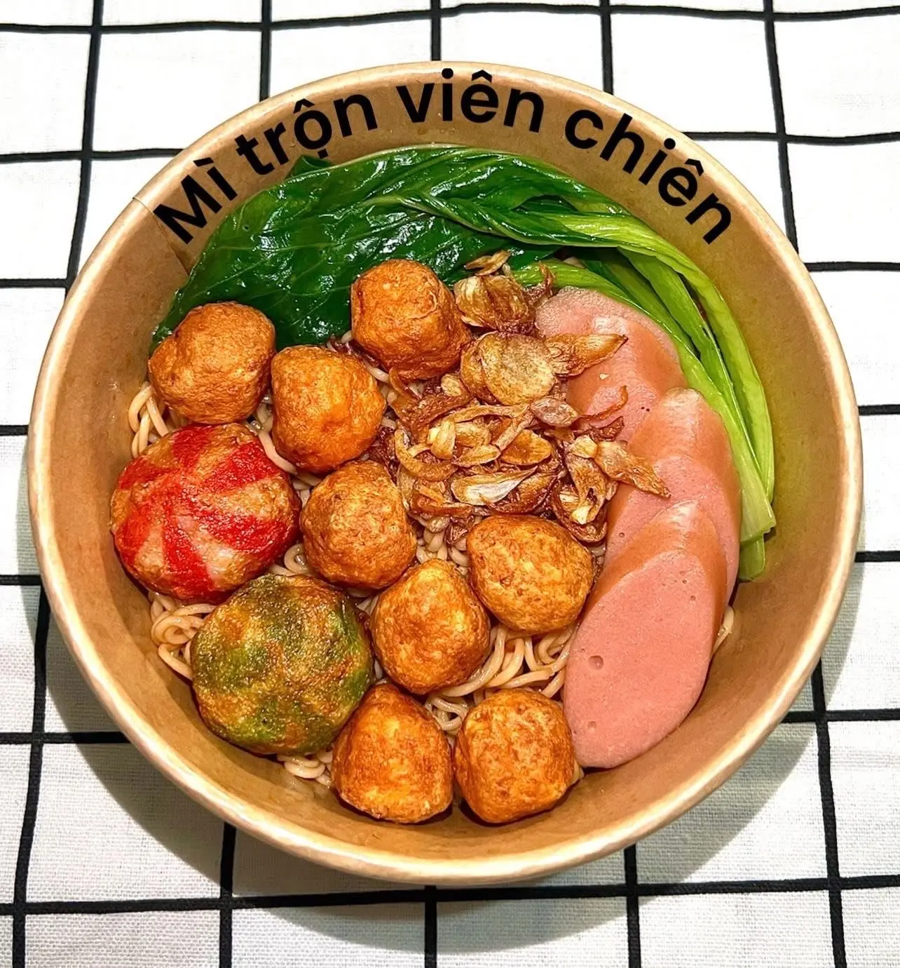 Hình ảnh Mì trộn viên chiên 