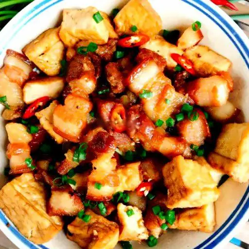 Hình ảnh Cơm Thịt Heo Kho + Đậu Hũ