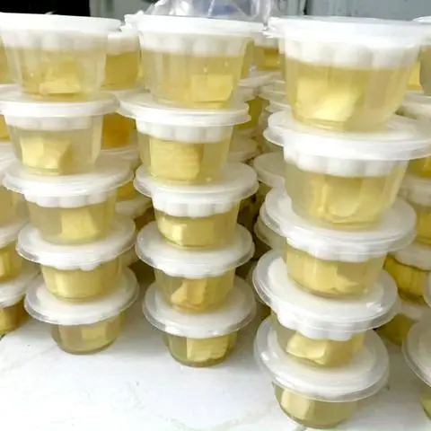 Hình ảnh 1 Rau câu dẻo nước cốt dừa nhân flan thơm ngon