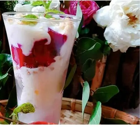 Hình ảnh Yaourt Dâu