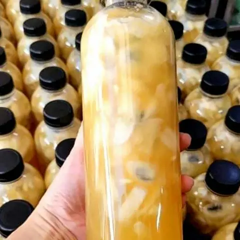 Hình ảnh Trà mãng cầu nguyên chất đóng chai