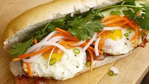 Hình ảnh Bánh mì 2 trứng
