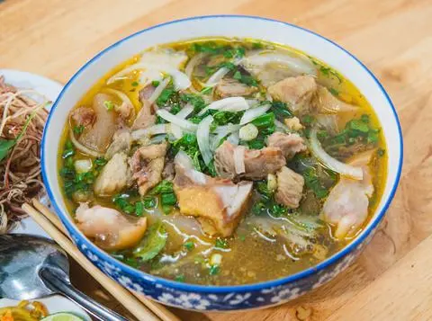 Hình ảnh Thập Cẩm Sụn + Nạm + Gân + Chả