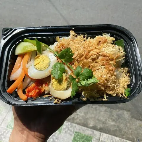 Hình ảnh Xôi Pate - Trứng Kho - Chà Bông 