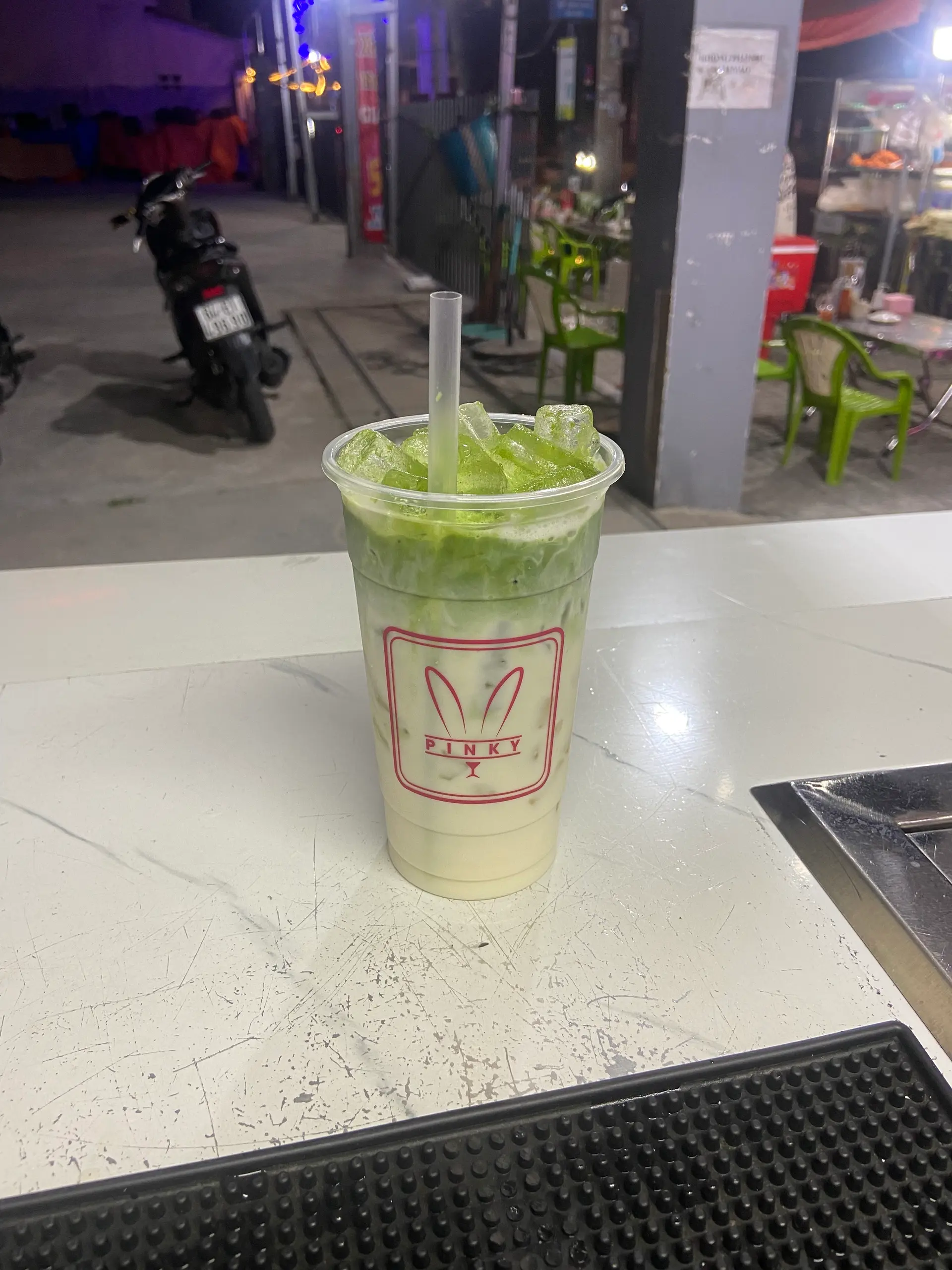 Hình ảnh Trà Sữa + khúc bạch 