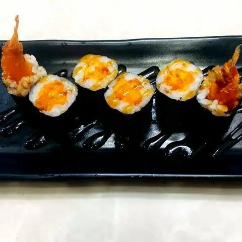 Hình ảnh Maki Tôm Chiên Xù