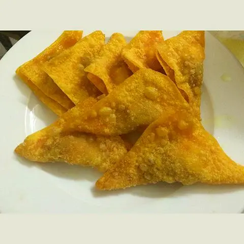 Hình ảnh Hoành thánh lá - 4 miếng