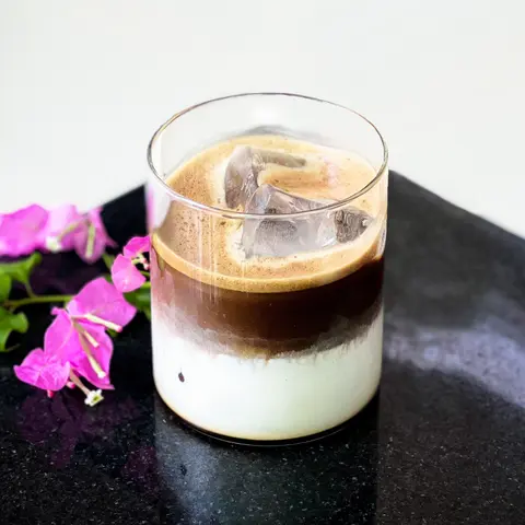 Hình ảnh Classic Houjicha Latte