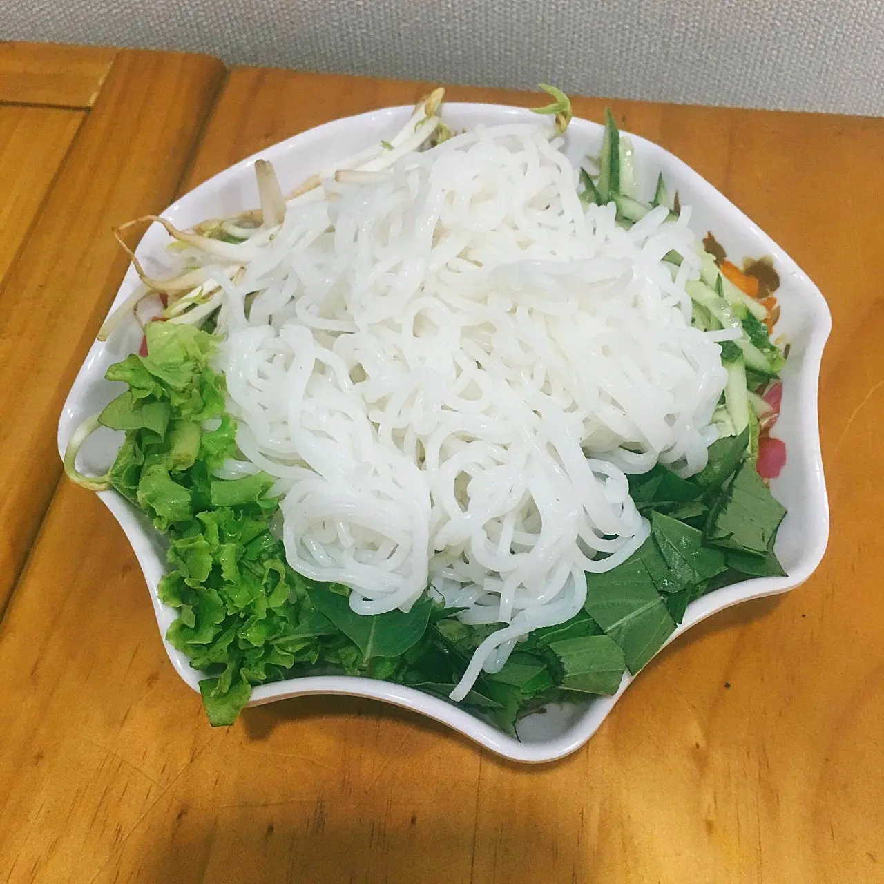 Hình ảnh Bún rau thêm