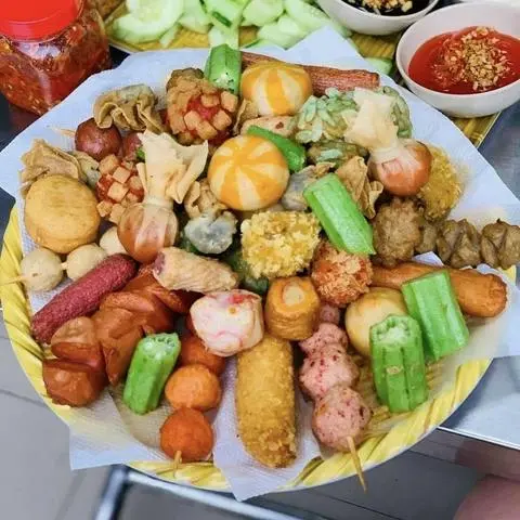 Hình ảnh Combo Thập Cẩm bao gồm 12 loại topping