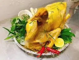Hình ảnh Gà Hấp Muối Lá Chanh Nguyên Con