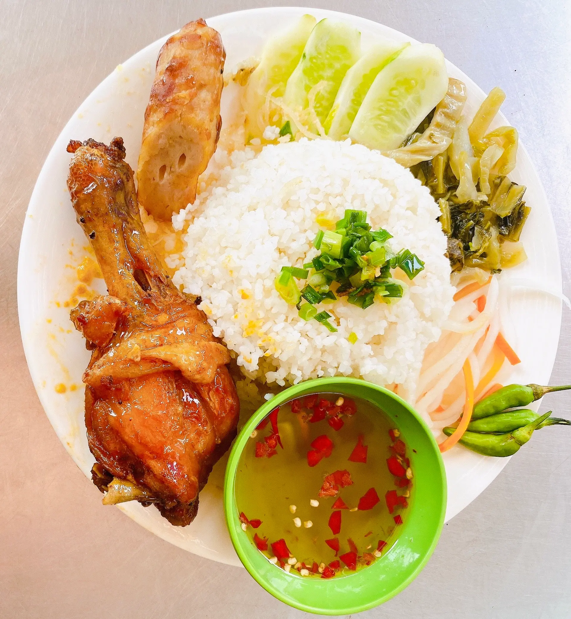Hình ảnh Cơm Tấm Gà Nem Nướng