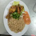 Hình ảnh Cơm chiên đùi gà cánh gà nước mắm