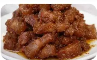 Hình ảnh Cơm Tấm Thịt xào mắm ruốc+ canh rong biển 