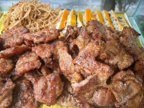 Hình ảnh bún chả giò