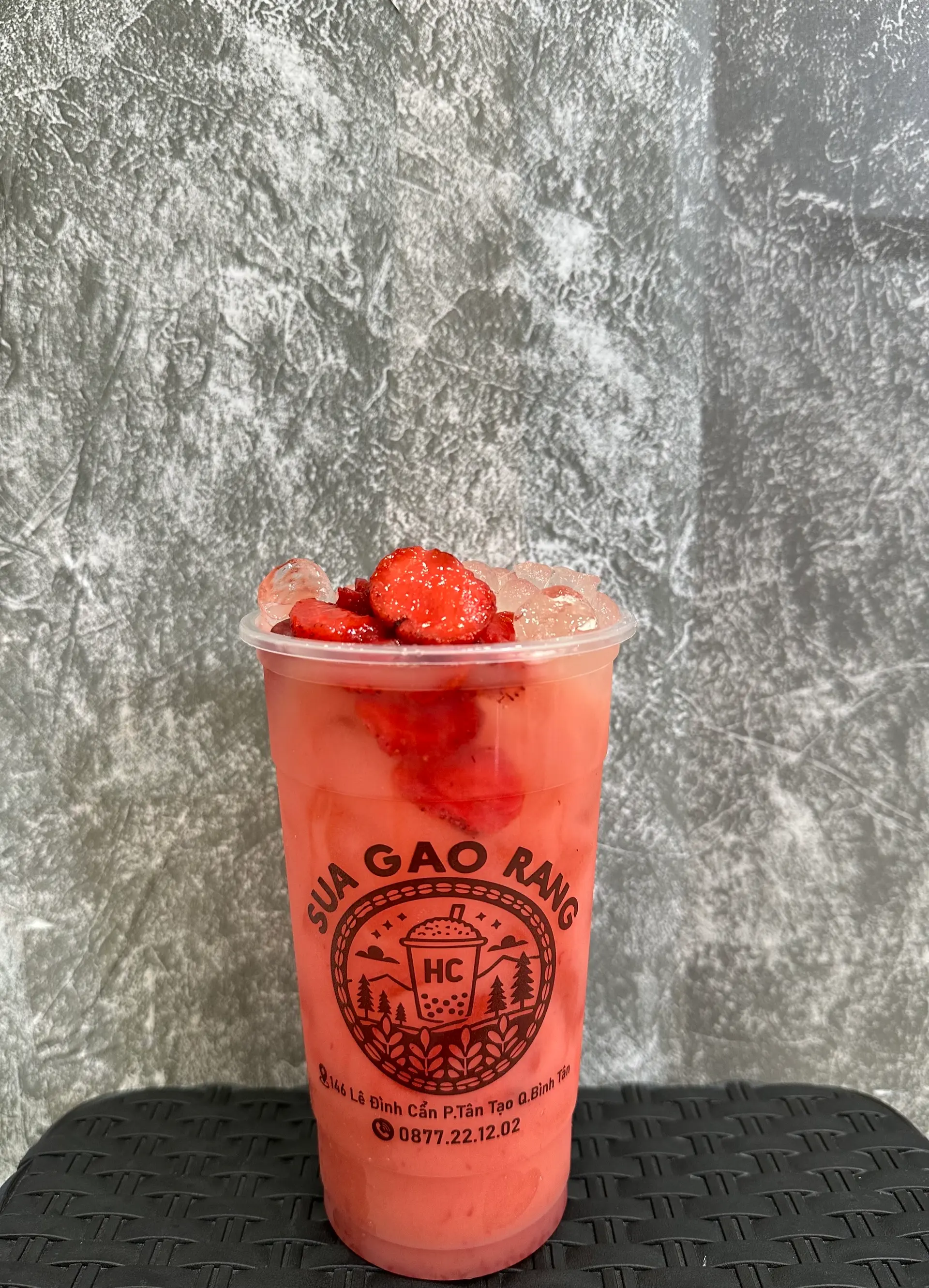 Hình ảnh Trà Dâu Yakult