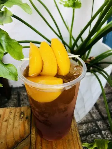 Hình ảnh Trà đào Tươi Nhà Làm