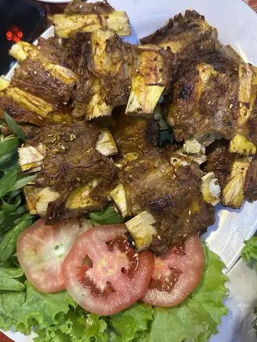 Hình ảnh Sườn bê nướng ngũ vị