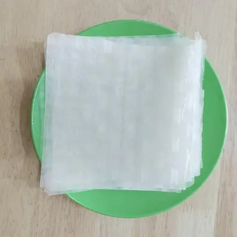 Hình ảnh Bánh Tráng Cuốn ( không nhúng nước )