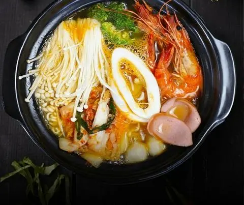 Hình ảnh Mỳ cay Hải Sản 