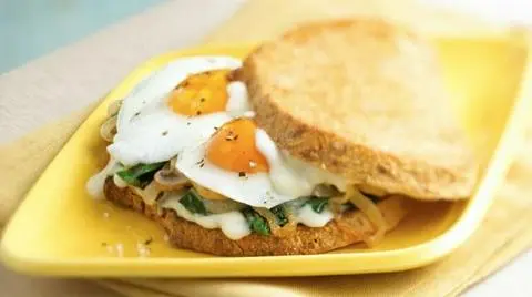 Hình ảnh Sandwich thịt chả