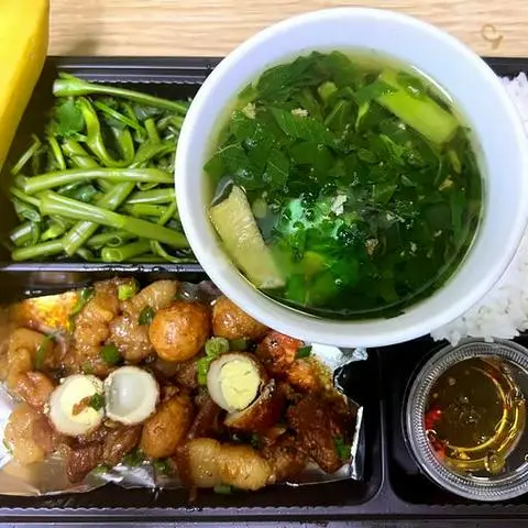 Hình ảnh Combo 24 - cơm thịt kho trứng cút