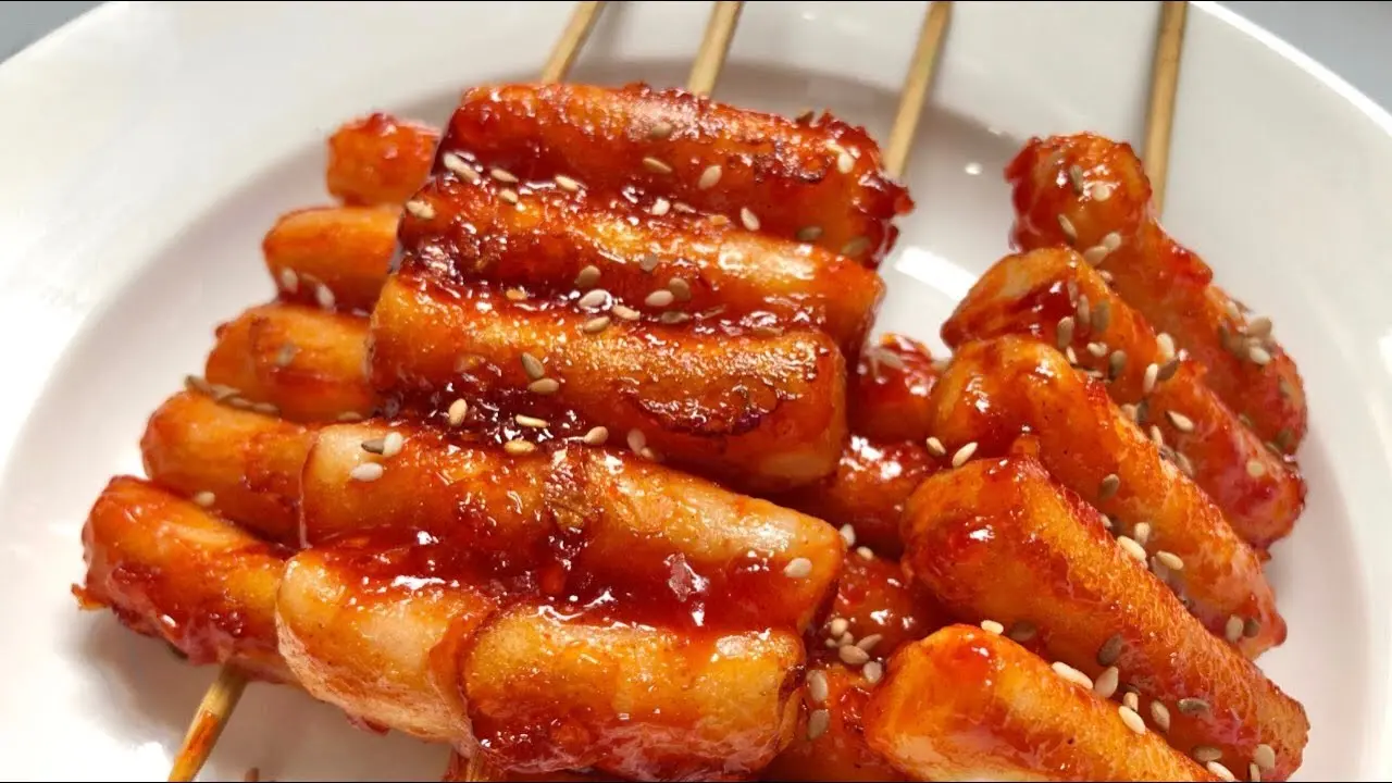 Hình ảnh Tokbokki chiên sốt Hàn