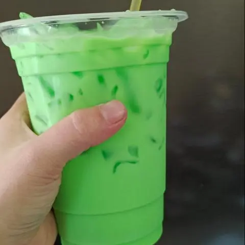 Hình ảnh Sâm Dứa Sữa Ly Lớn