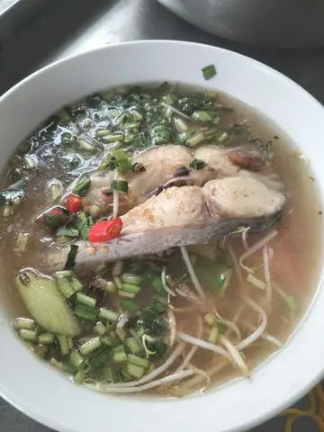 Hình ảnh cơm canh chua cá hú 