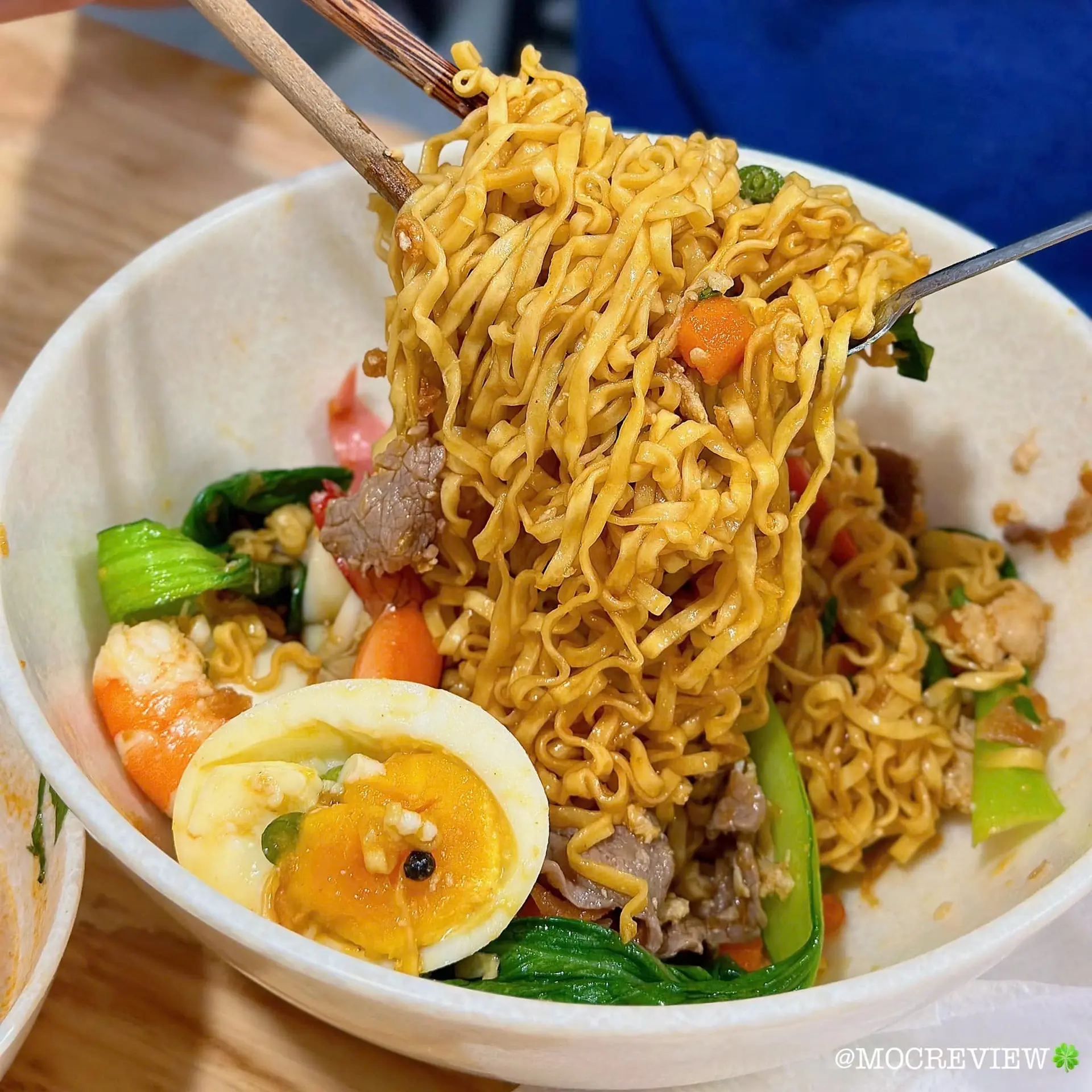Hình ảnh Mì trộn thập cẩm