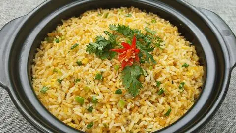 Hình ảnh Cơm Chiên Cá Mặn