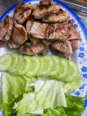 Hình ảnh Lườn cá ngừ đại dương áp chảo