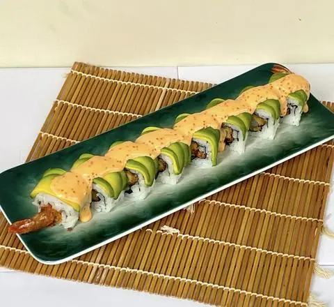 Hình ảnh ROLL TÔM PHỦ BƠ SỐT DYNAMITE