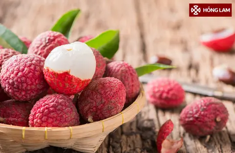 Hình ảnh Vải thiều chín ngọt hộp 350gram