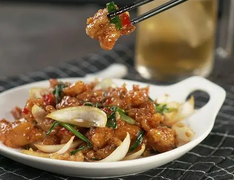 Hình ảnh Sụn Gà Tẩm Bột Chiên Nước Mắm - 250gr