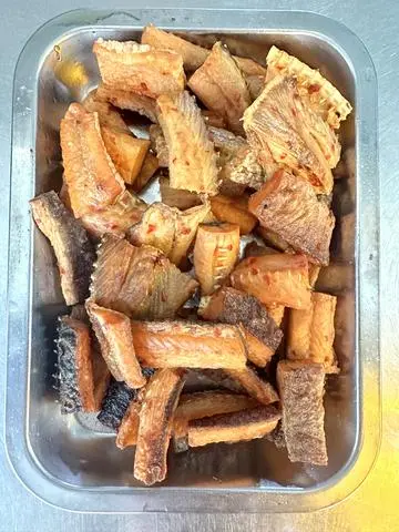 Hình ảnh Cơm Khô Cá Lóc Chiên