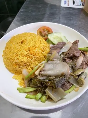 Hình ảnh Cơm bò xào cải chua