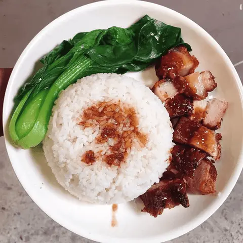 Hình ảnh cơm heo quay + xá xíu